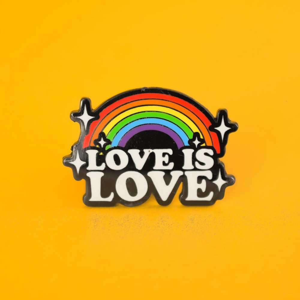 Extreme Largeness - Love is Love Pin - Regenboog